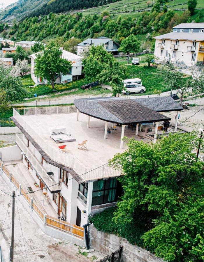 Freeze Inn Mestia Exterior photo
